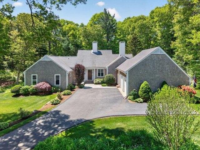 House for sale in Barnstable