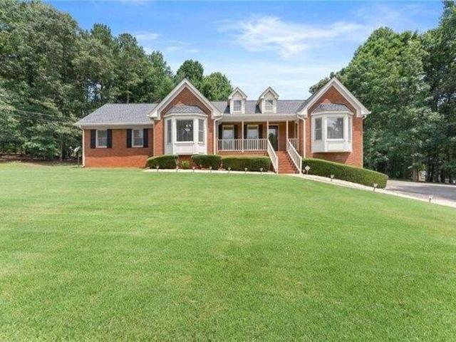 House for sale in Cumming, Georgia