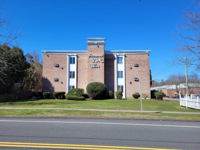 Condo for sale in Danbury, Connecticut