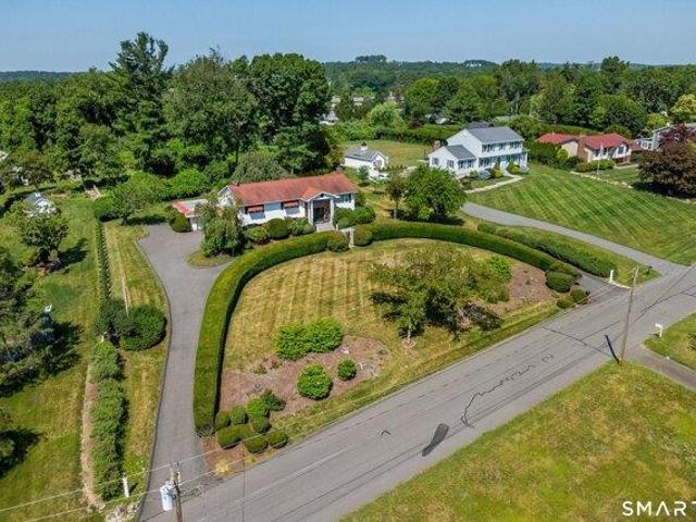 House for sale in Danbury, Connecticut
