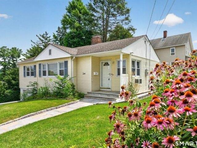 House for sale in Danbury, Connecticut