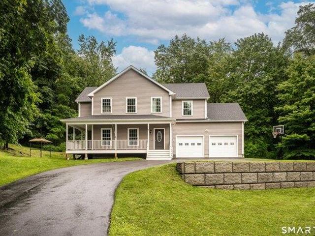 House for sale in Danbury, Connecticut