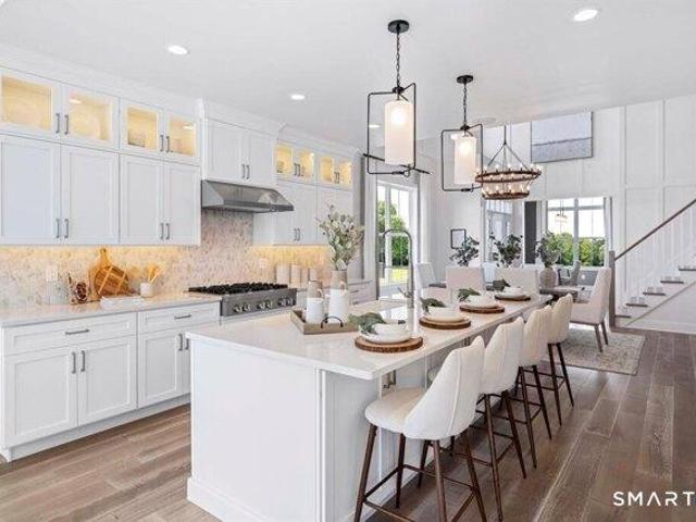 House for sale in Danbury, Connecticut