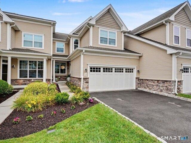 House for sale in Rivington Ridge, Danbury