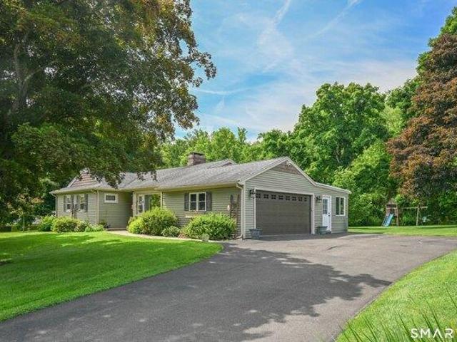 House for sale in Danbury, Western Connecticut Planning Region
