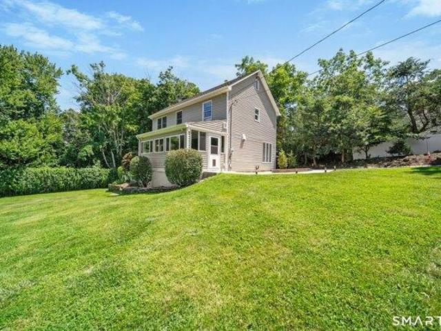 House for sale in Ta'agan Point, Danbury