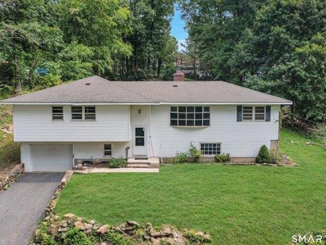 House for sale in Aqua Vista, Danbury