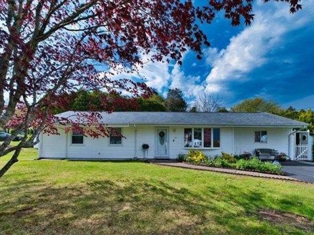 House for sale in Bristol, Massachusetts