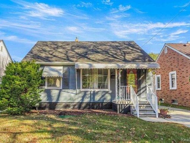 House for sale in Dearborn Heights, Michigan