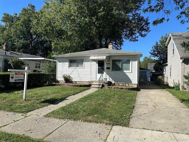 House for sale in Dearborn Heights, Michigan