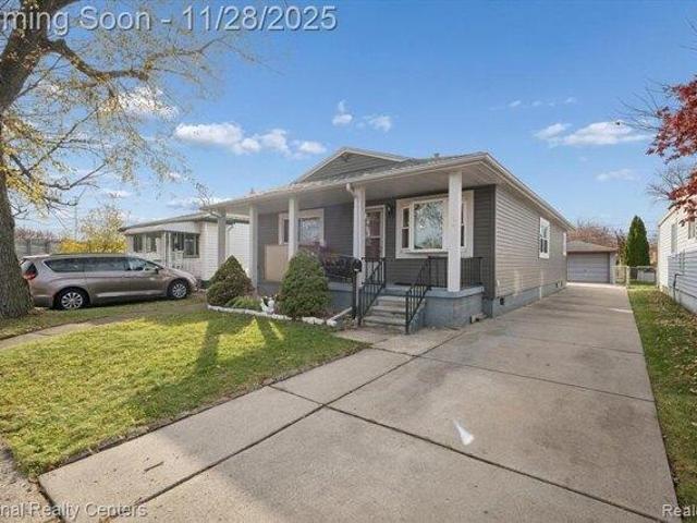 House for sale in Dearborn Heights, Michigan