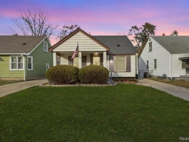 House for sale in Dearborn Heights, Michigan
