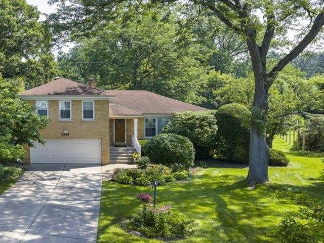 House for sale in Deerfield, Illinois