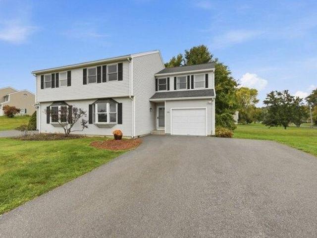 Condo for sale in Deerfield, Franklin County