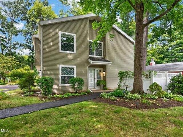 Condo for sale in Delmar, New York