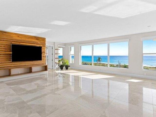 Condo for sale in Delray Beach, Florida