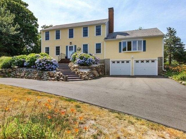 House for sale in Dennis, Massachusetts