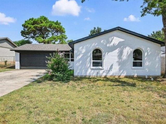 House for sale in Denton, Texas