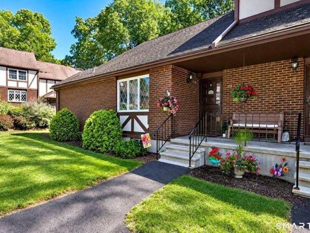 Condo for sale in Derby, Naugatuck Valley Planning Region