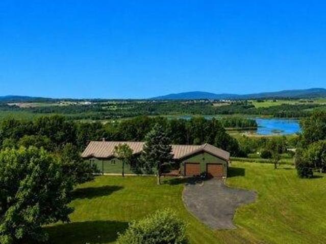 House for sale in Derby, Vermont