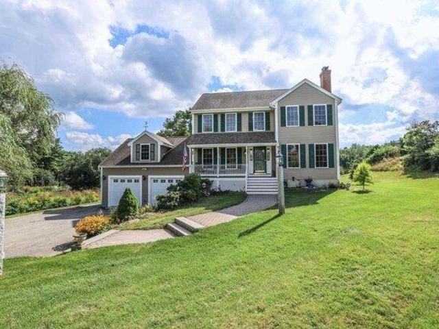 House for sale in New Hampshire