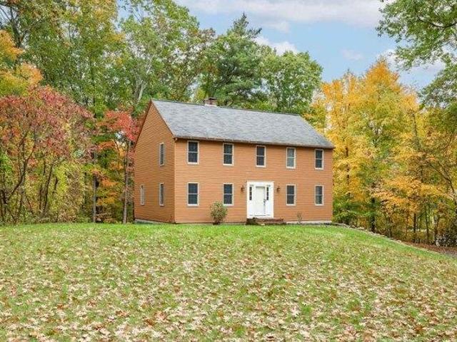 House for sale in Derry, Rockingham County
