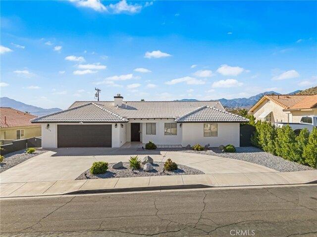 House for sale in Desert Hot Springs, California