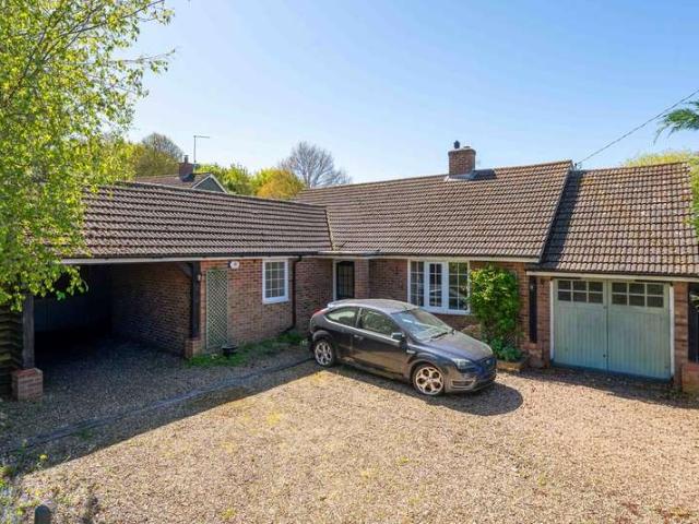 Bungalow for sale in Duton Hill, Essex