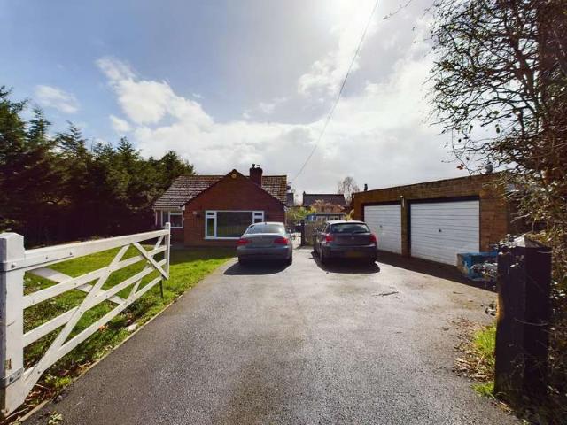 Bungalow for sale in Tadley, Priest Down