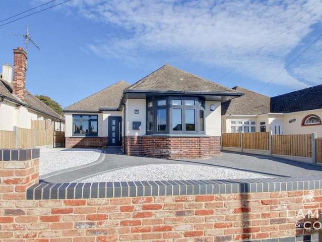 Bungalow for sale in Dale Hill, Essex