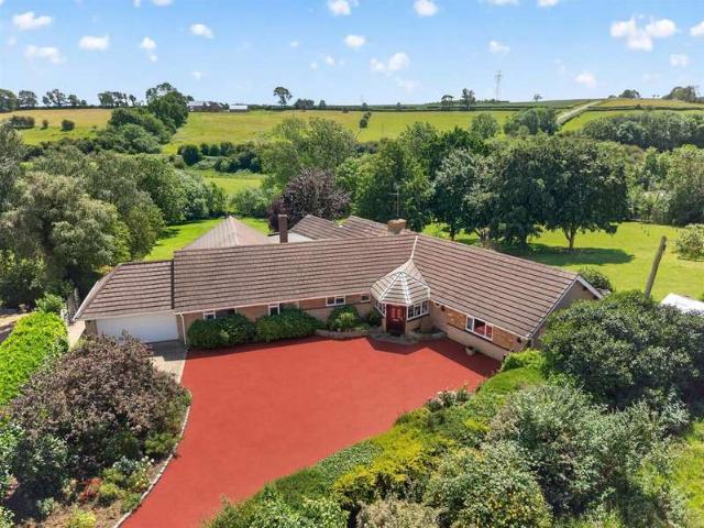 Bungalow for sale in Bisbrooke, Rutland