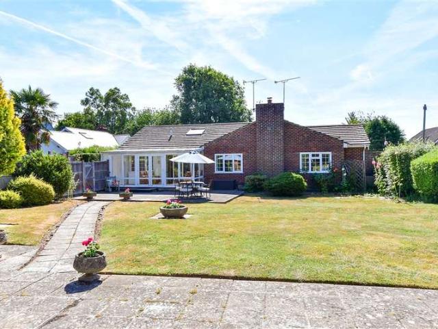 Bungalow for sale in Littlecote, West Sussex