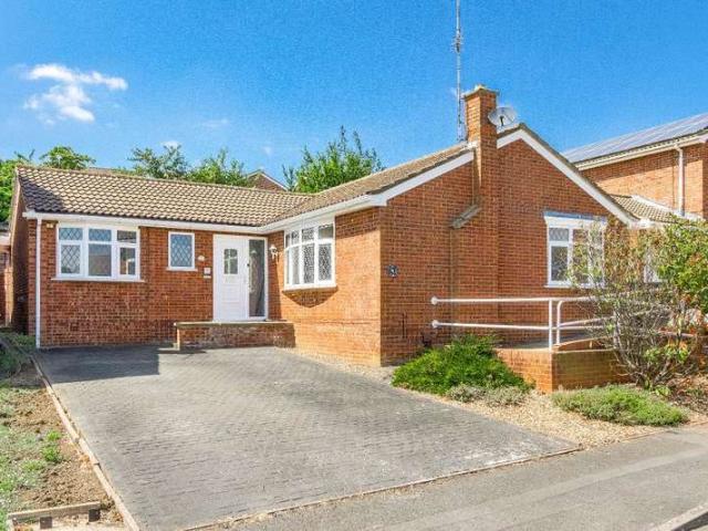 Bungalow for sale in Rothwell