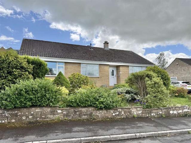 Bungalow for sale in Castle Cary