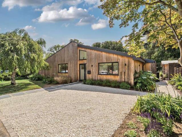 Bungalow for sale in Arundel, Clapham