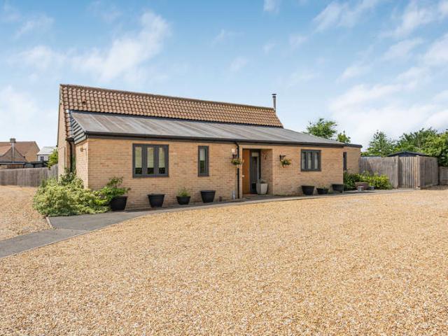 Bungalow for sale in Barway, Cambridgeshire