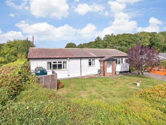 Bungalow for sale in Bridgefield, Kent