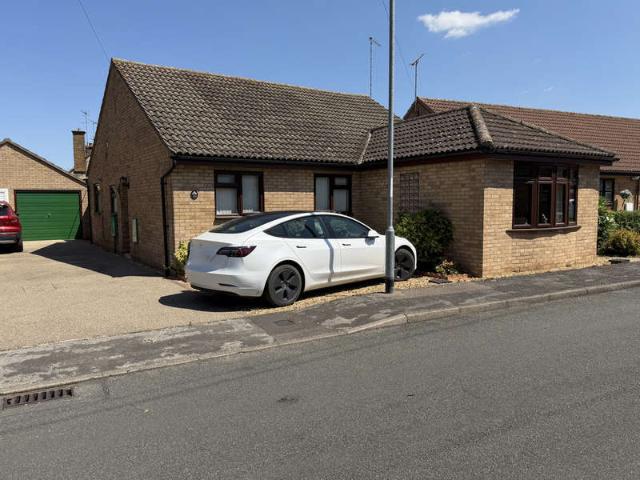 Bungalow for sale in Barway, Cambridgeshire
