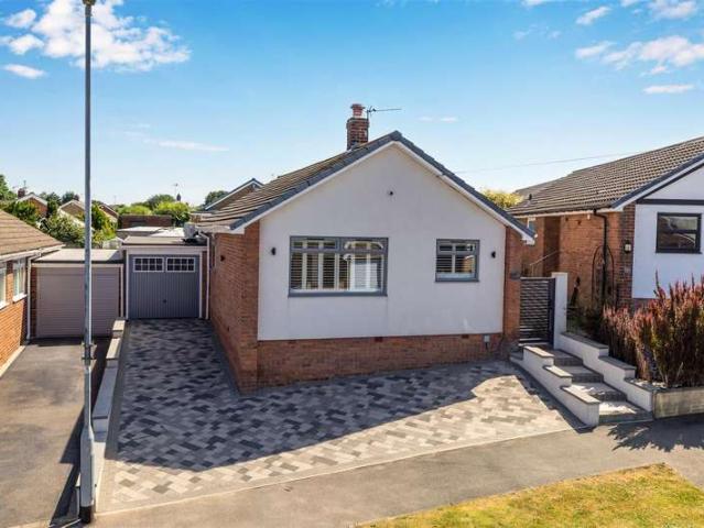 Bungalow for sale in Whitkirk, Colton