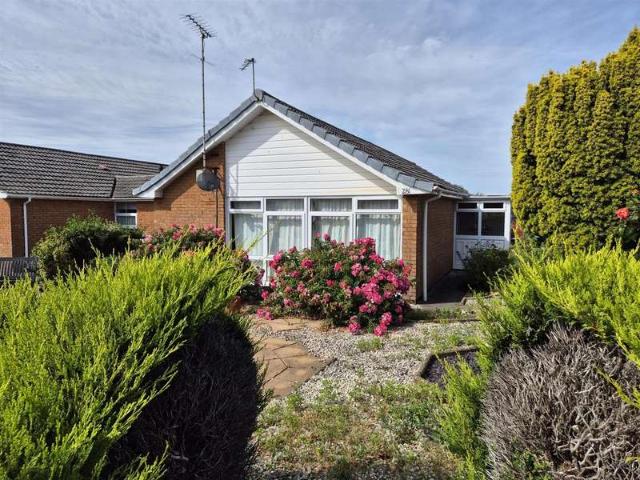 Bungalow for sale in Weston-super-mare, North Somerset