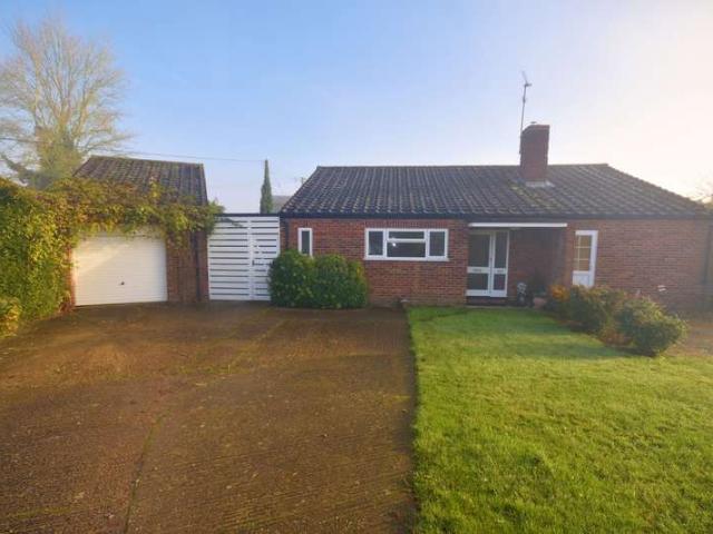 Bungalow for sale in Stoke Mandeville, Buckinghamshire