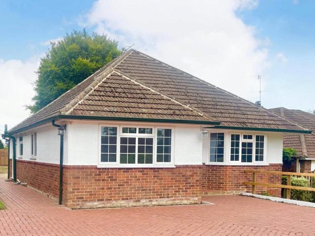 House for rent in Four Marks, East Hampshire