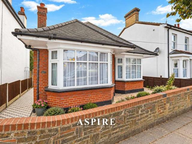 Bungalow for sale in Milton, Southend-on-Sea