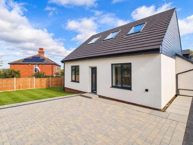 Bungalow for sale in Crigglestone, Wakefield