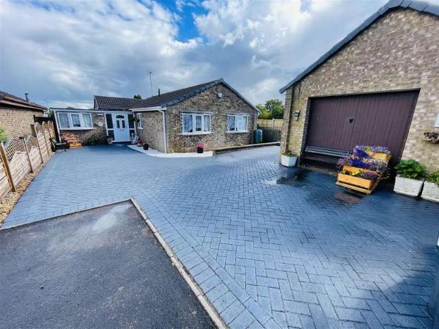 Bungalow for sale in Coalpit Field, Camp Hill