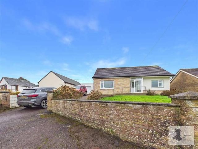 Bungalow for sale in Llanfihangel Penbedw, Boncath