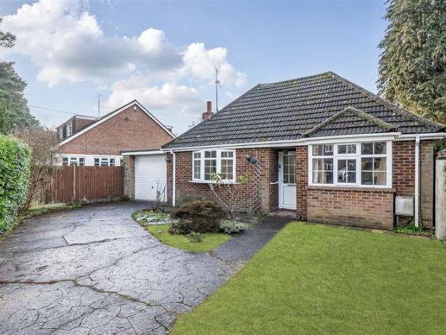 Bungalow for sale in Finchampstead