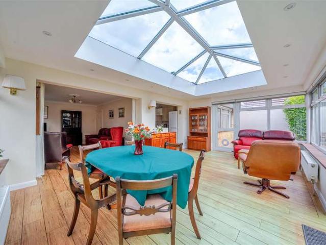 Bungalow for sale in Middlecroft, Hampshire