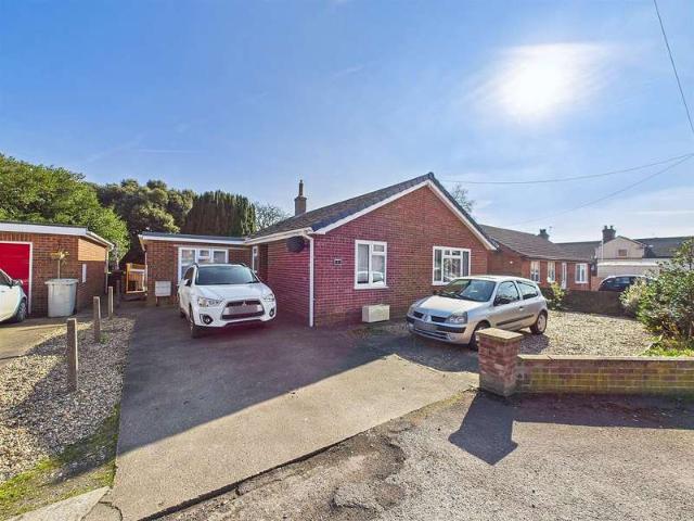 Bungalow for sale in Belleau, Lincolnshire
