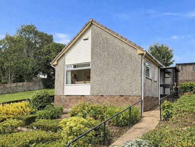Bungalow for sale in West Kilbride, Scotland